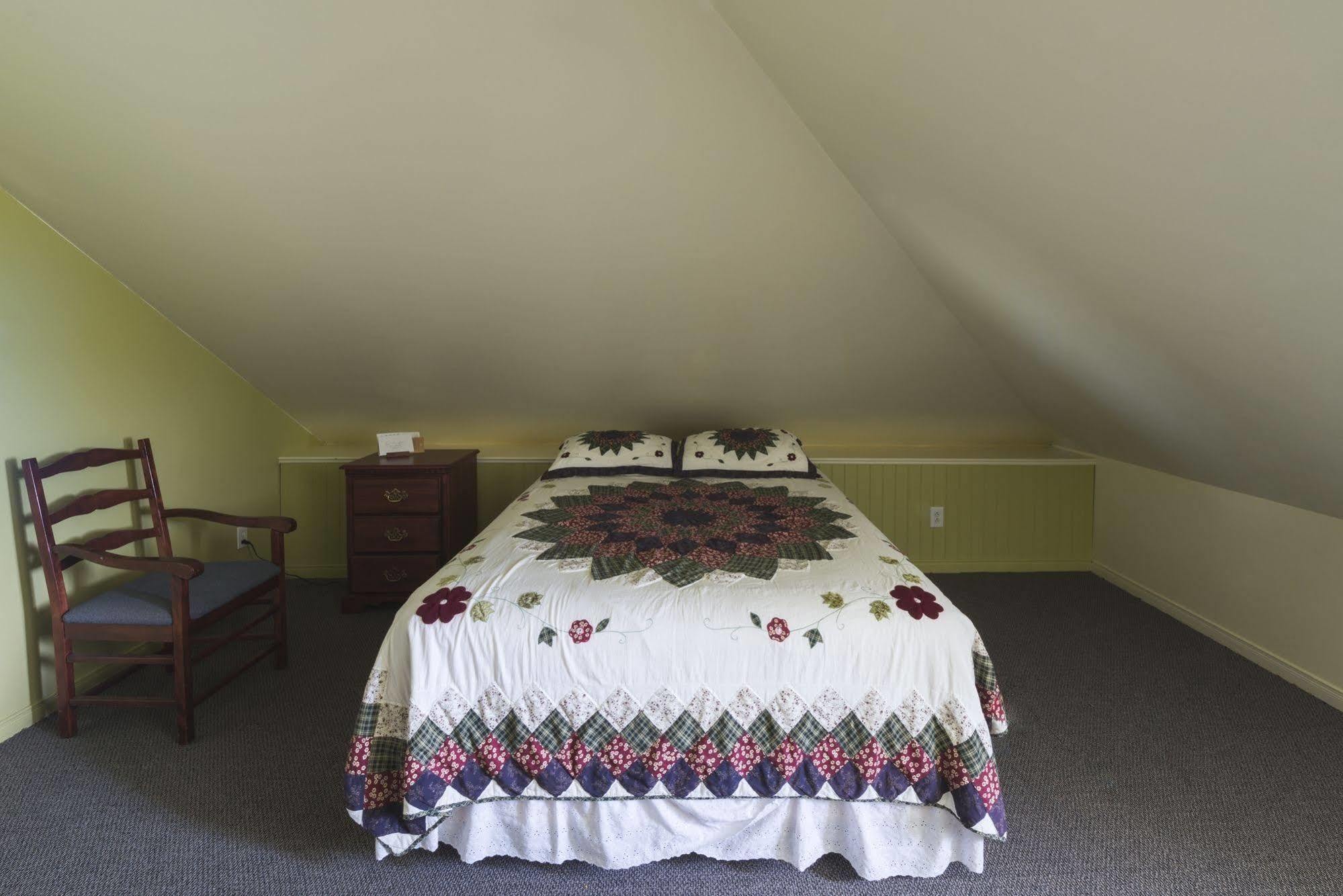 Auberge La Courtepointe Petite-Riviere-Saint-Francois Eksteriør bilde